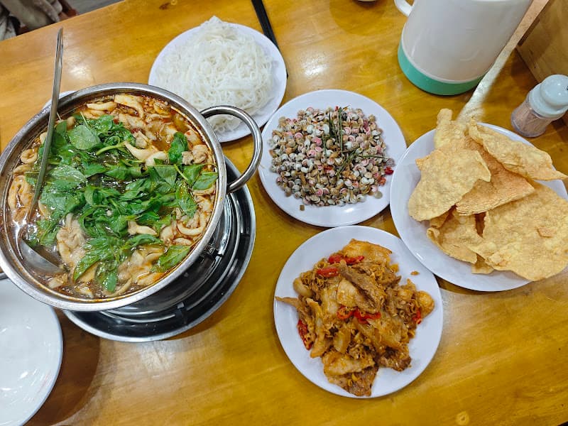 Hình ảnh Lẩu Gà Lá É Alida & Homestay Đà Lạt Giá Rẻ - 2