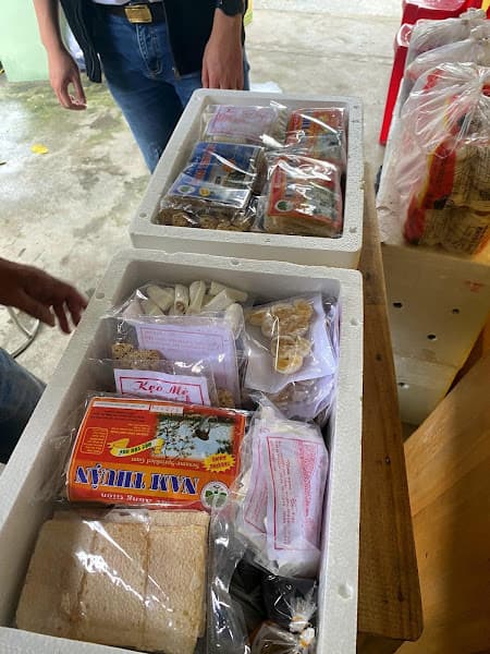 Hình ảnh Đặc Sản Huế Làm Quà - 5
