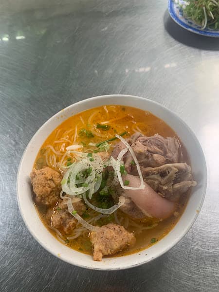 Hình ảnh DUYÊN | Authentic Phở & Bún Bò - 3