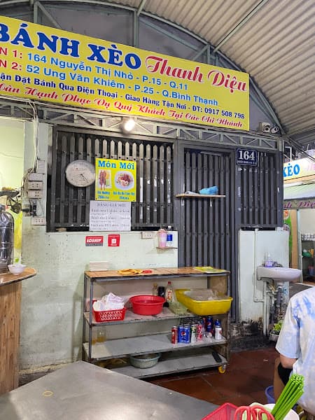 Bánh xèo tôm nhảy Thanh Diệu