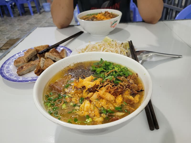 Bánh canh ghẹ thánh mẫu (ăn vặt cá viên chiên)