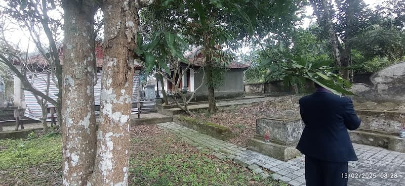 Di tích lịch sử mộ Lê Bôi