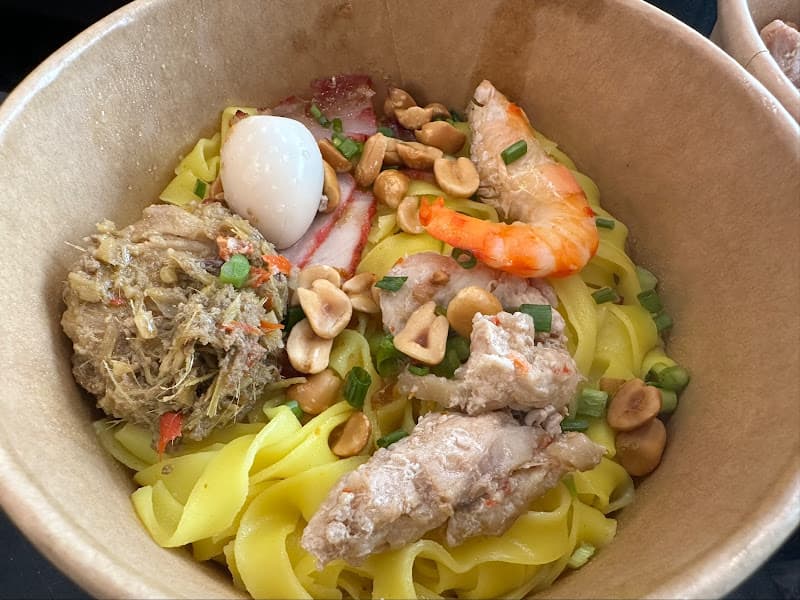 Hình ảnh Vị Miền Trung - Bún Bò Huế, Bánh Tráng Cuốn Thịt Heo Timescity - 10