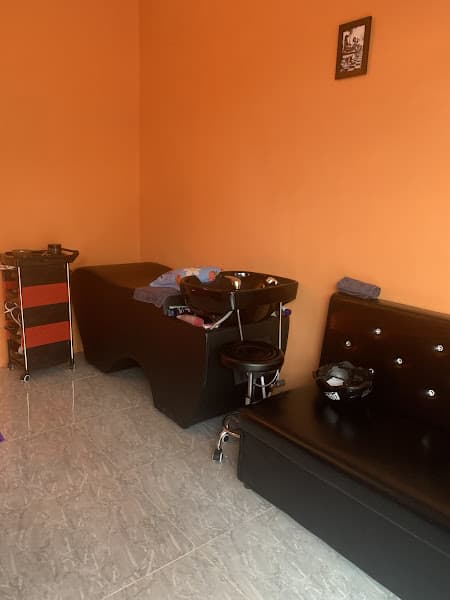 Hình ảnh Tiệm Tóc Kmen BarberShop - 2