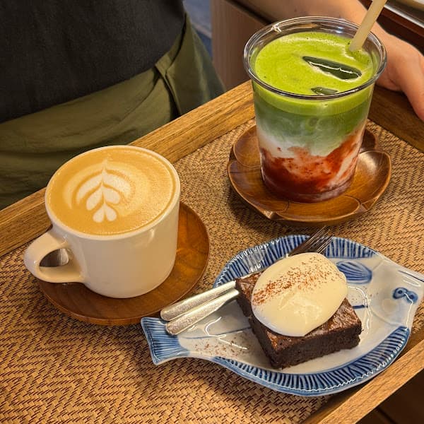 Hình ảnh At Where - 5