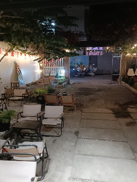 Tiệm Trà 3 tháng 5