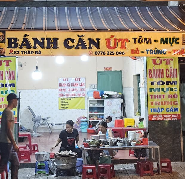 Ảnh bìa Bánh căn Út