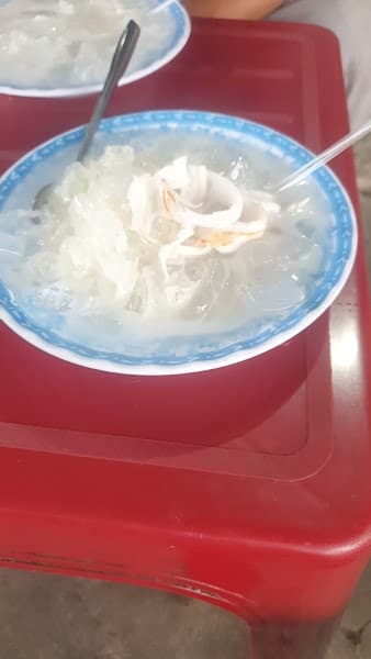 Hình ảnh Sinh Tố Trái Cây Dĩa Chè Thái - 2