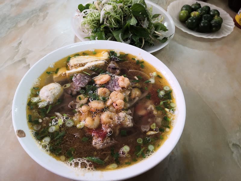 Hình ảnh Bánh đa đỏ Hải Phòng - Hà Minh - 4