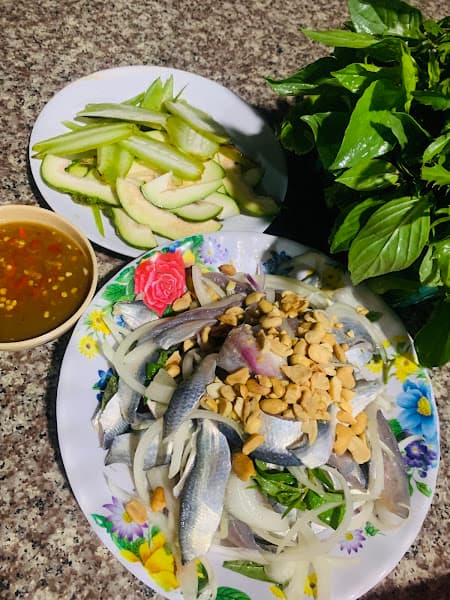 Hình ảnh Gỏi Cá Trích Chị Quý - 2