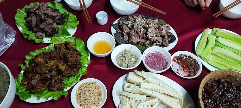 Hình ảnh Nhà hàng Hoa Ban Trắng - 4