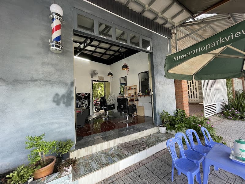 Hình ảnh SON THUY BARBERSHOP - 4