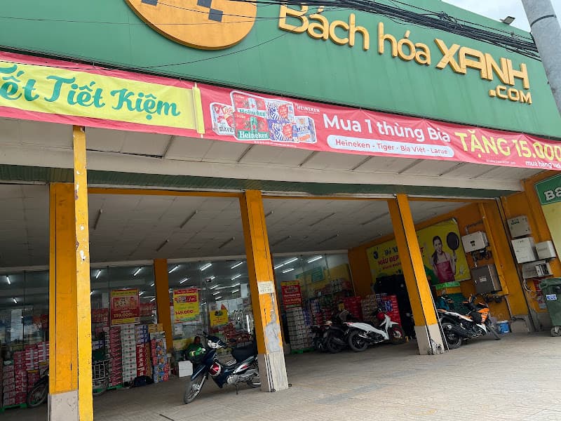 Siêu thị Bách hoá XANH Khu Phố 3