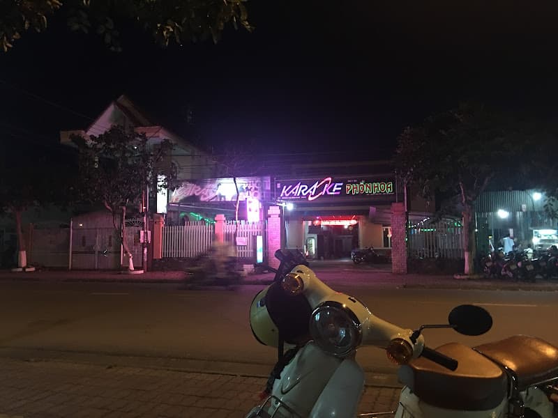 Hình ảnh Karaoke Phồn Hoa - 2