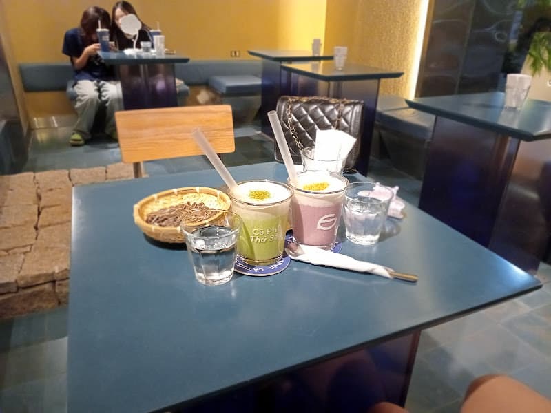 Hình ảnh Cà Phê Thứ Sáu - Bùi Xuân Phái - 10