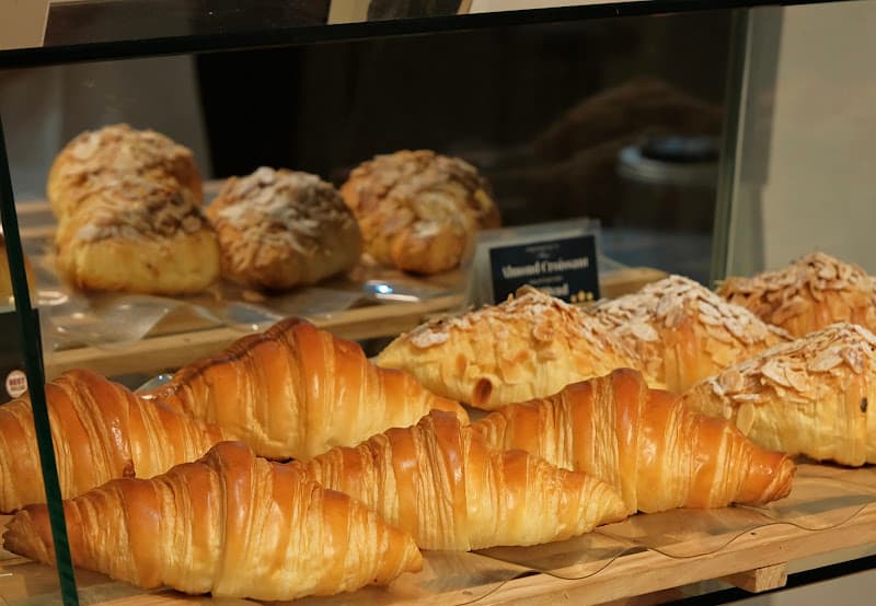 Hình ảnh P Moments Patisserie & Coffee Đoàn Nhữ Hài - 2