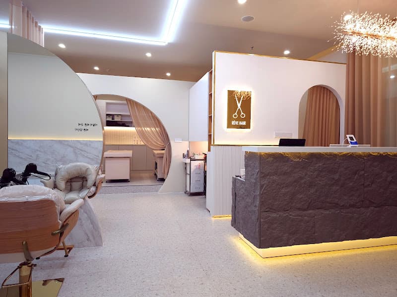 Hình ảnh Rêve Hair & Beauty Salon 레브헤어(한국미용실) - 5