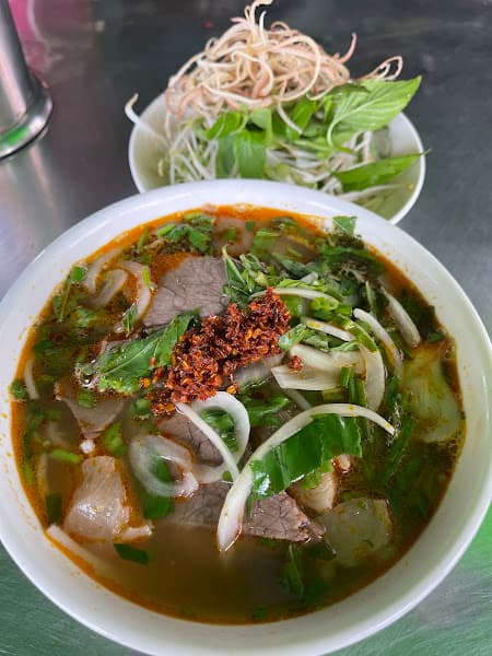 Hình ảnh bún bò cô dung - 2