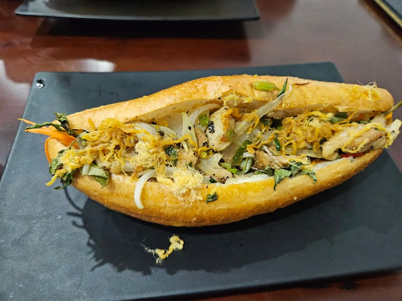 Hình ảnh Moc Le restaurant pho, spring rolls, bread - 4