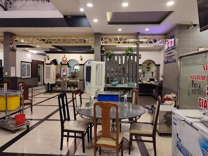Hình ảnh Nhà hàng 241 - 3