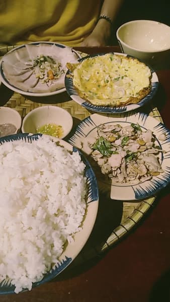 Hình ảnh CHẠC- CƠM NHÀ & CÀ PHÊ (Hue family-style meal set and coffee, LOCAL PRICE FOR ALL) - 3
