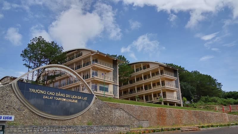 Hình ảnh Trường Cao Đẳng Du Lịch Đà Lạt - 3