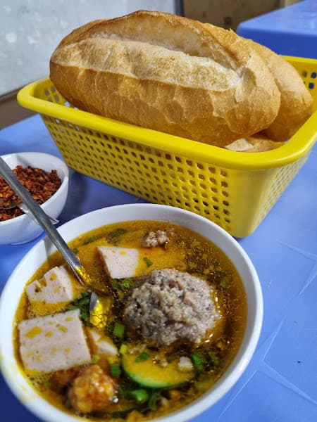 Hình ảnh Bánh mì xíu mại chén - Thu Còi - 3