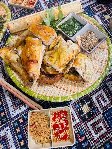 Hình ảnh Quán Cơm Đồng Bào Ama ViNa - 2