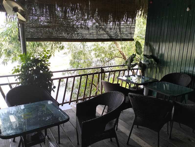 CAFE MUỐI (Thanh Luật)