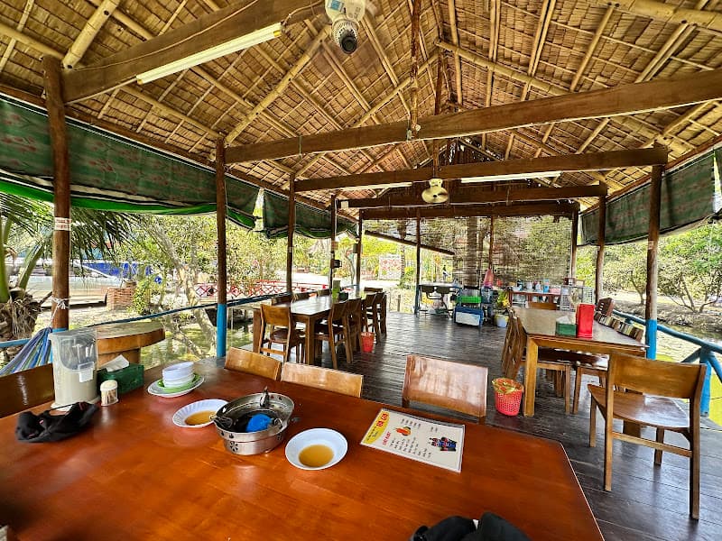 Ảnh bìa Cơm Lẩu Mắm HÀ GIA