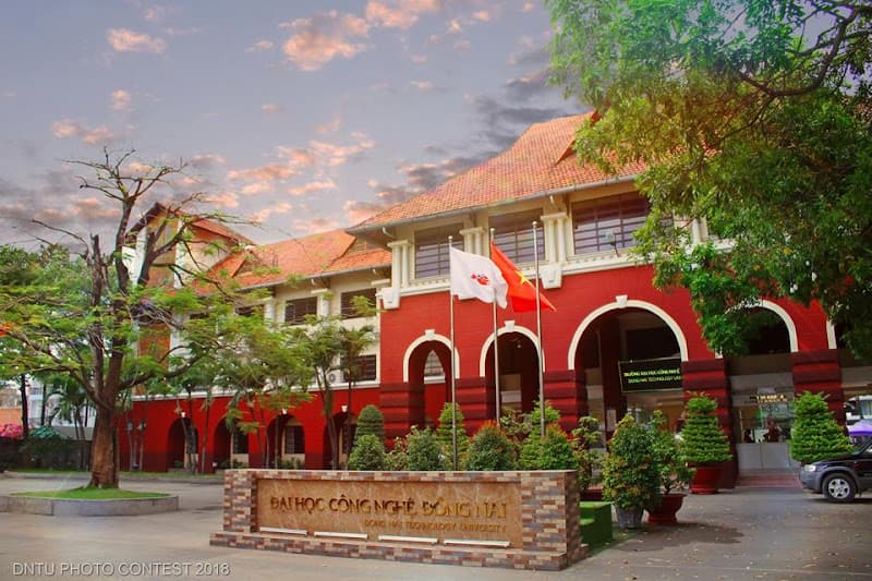 Trường Đại Học Công Nghệ Đồng Nai