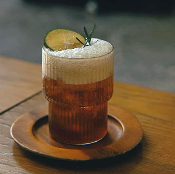 Hình ảnh Ampersand Kafe - 3