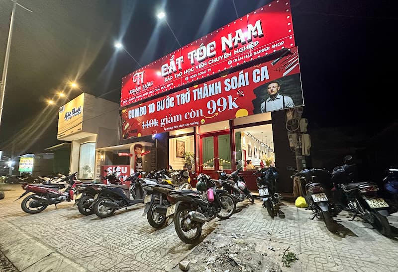 Hình ảnh Trần Hậu Barber Shop - 6