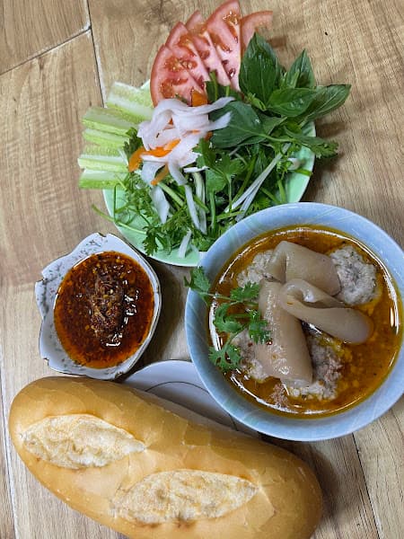 Hình ảnh Bánh Mì Que Mini HP Bánh Mì Xíu Mại Chén - 3