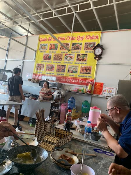 Hình ảnh Quán cơm Bé Út - 2