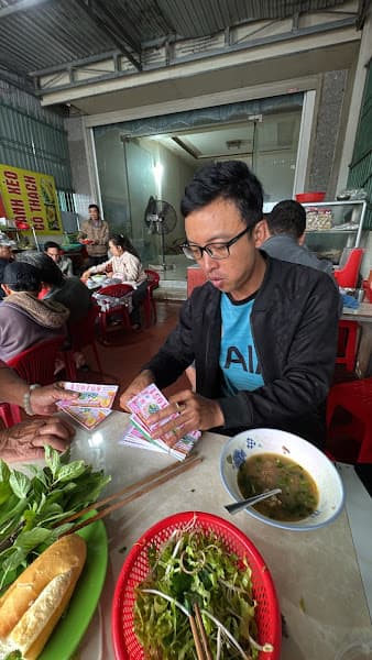 Hình ảnh Quán Bánh xèo bà Thạch (km50) - 3