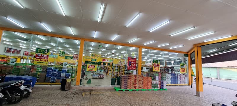 Siêu thị Bách hóa XANH Khu Phố 1