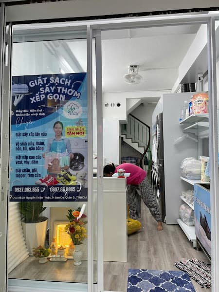 Hình ảnh Áo Mây (Nguyễn Thiện Thuật) Giặt Sấy, Giặt Hấp, Vệ Sinh Giày - 3