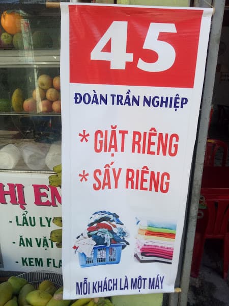 Hình ảnh Giặt Ủi Thuỳ Chiến Laundry Service - 3