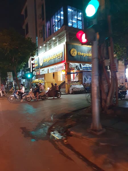 Hình ảnh Thế Giới Di Động - 3