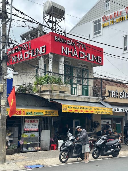 Bánh căn Nhà Chung