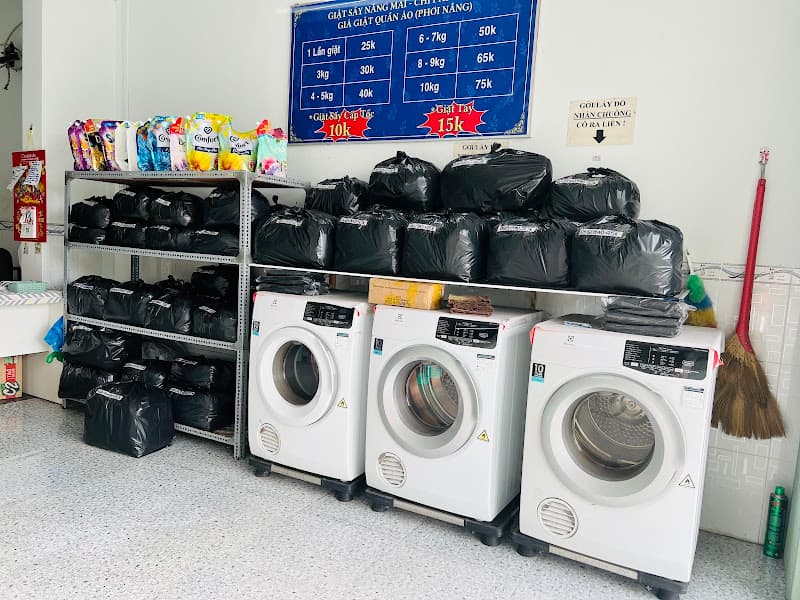 Ảnh bìa Giặt Sấy Nắng Mai