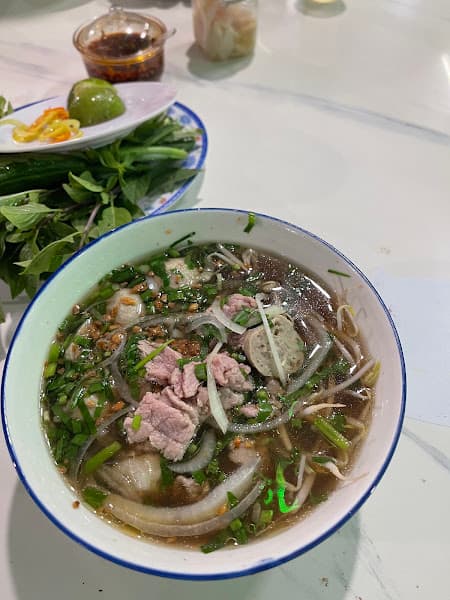 Hình ảnh Quán phở - lẩu bò - gia đình Chính Hiệu (Cù Thiện) - 3