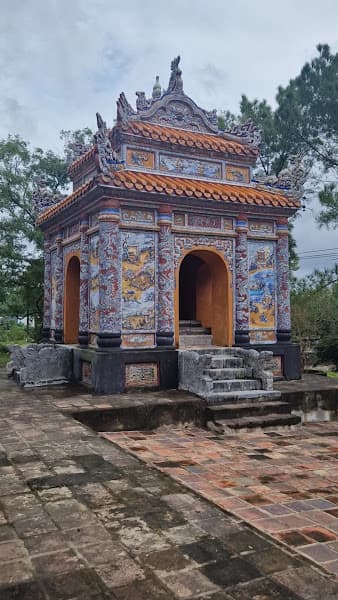 Hình ảnh Lăng Kiên Thái Vương - 4