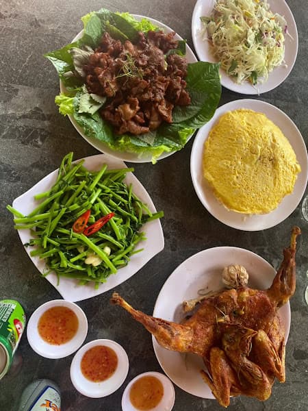 Hình ảnh Gà Đốt Ô Thum Trí Hải - 2