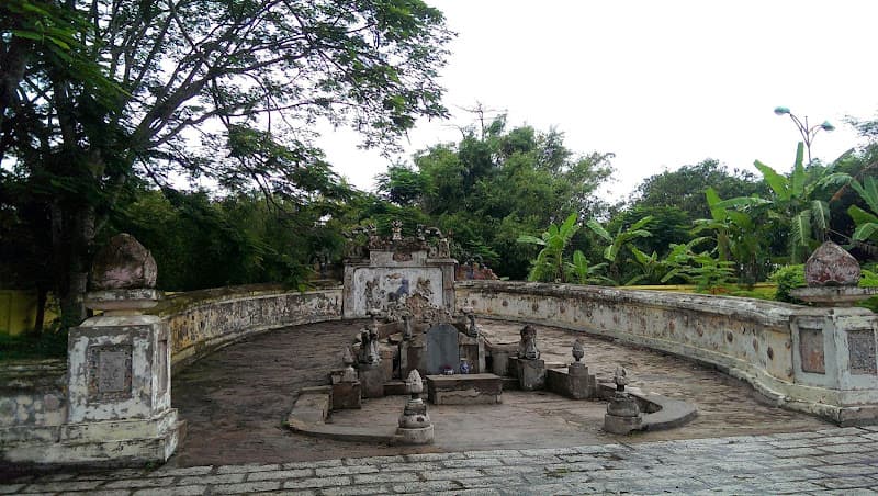 Hình ảnh Lăng Hoàng Gia - 2