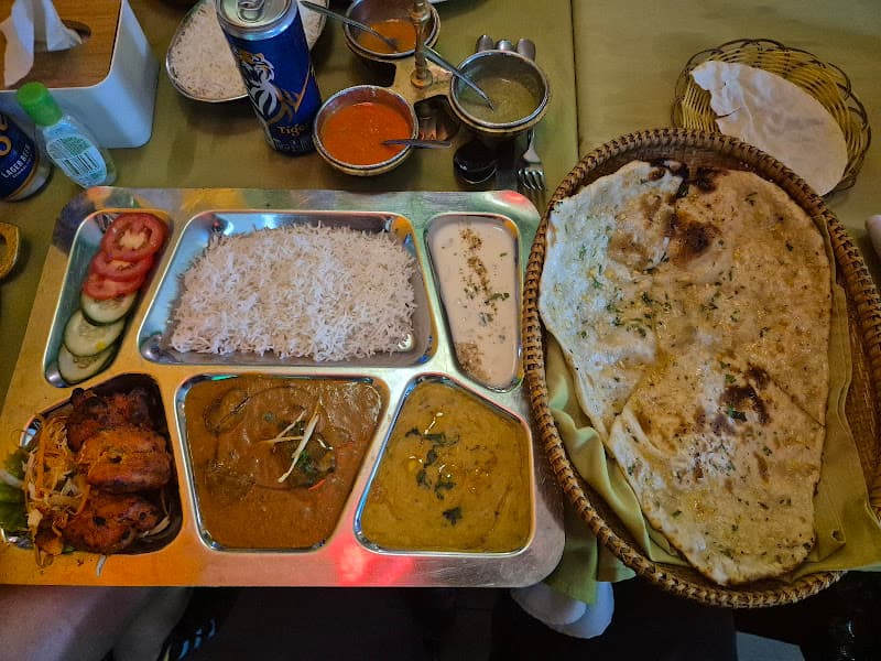 Hình ảnh Shiva-Shakti Indian Restaurant - 3