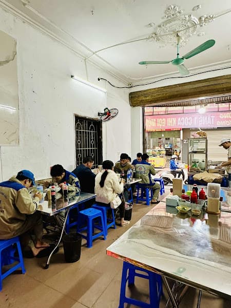 Hình ảnh BÚN BÒ HUẾ, PHỞ & CƠM RANG ĐÙI GÀ SỐT MẮM HẢI NGUYÊN - 2