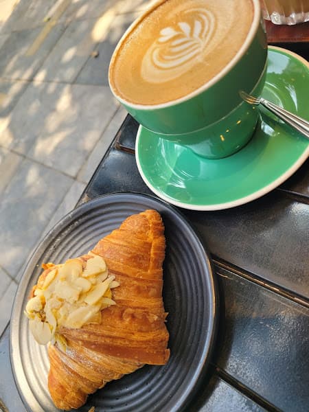 Hình ảnh Hanoi Croissant & Coffee - 2