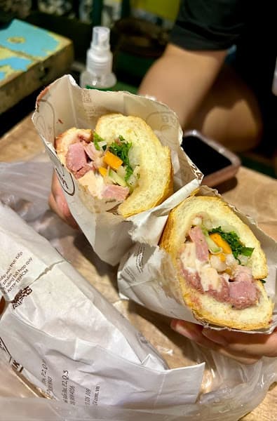 Hình ảnh Bánh Mì 24 (24 Bakery) - 2